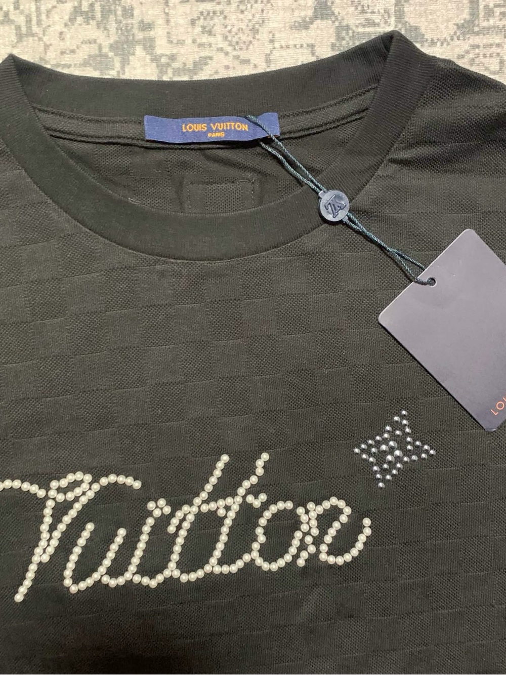 Louis Vuitton Crystal Men’s T-Shirt Size M - Picture 2 of 4